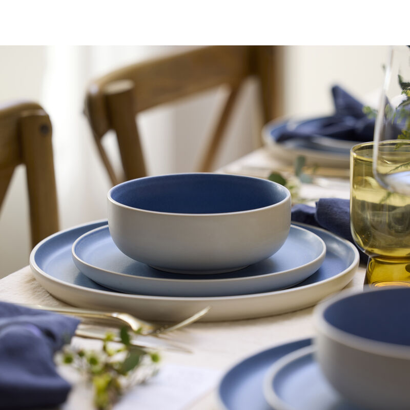 North Dinner plate