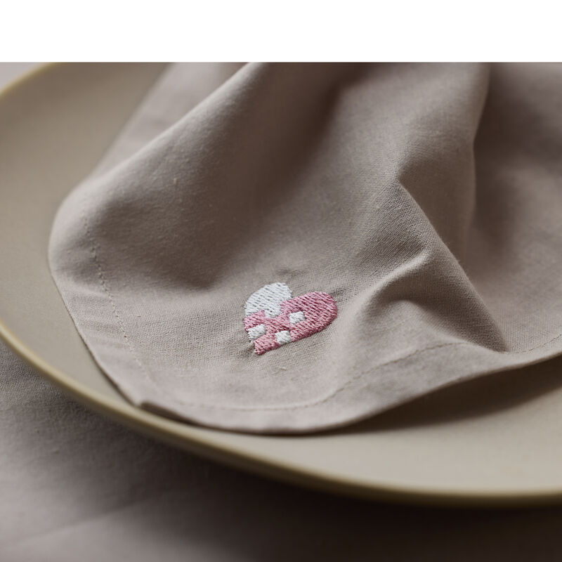 Christmas Hearts Embroidery T&oslash;yservietter 4 stk.