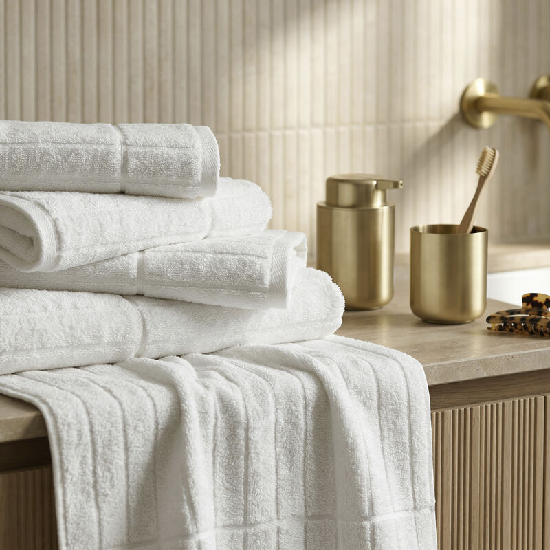Essence &ndash; Suite One Vaskeklud