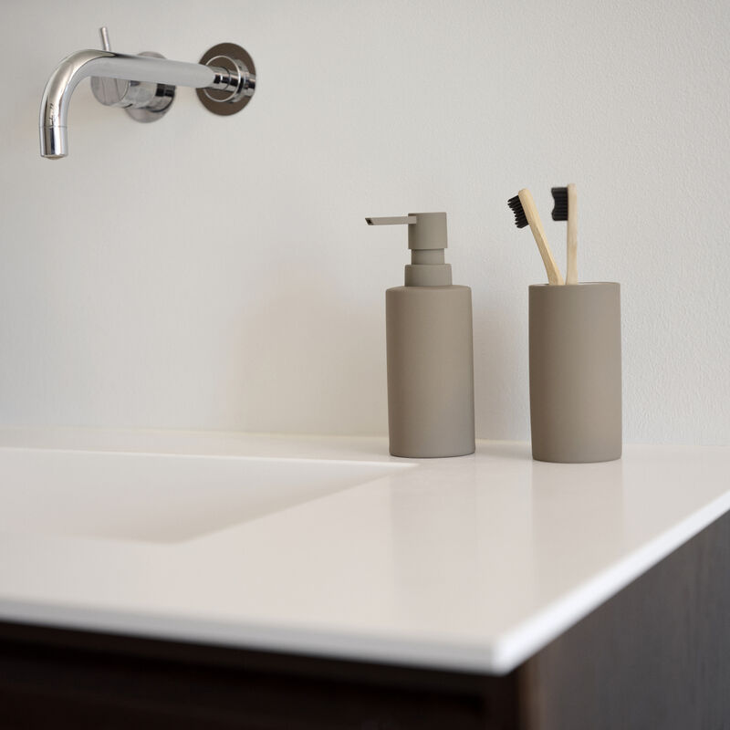 Solo Zahnb&uuml;rstenbecher