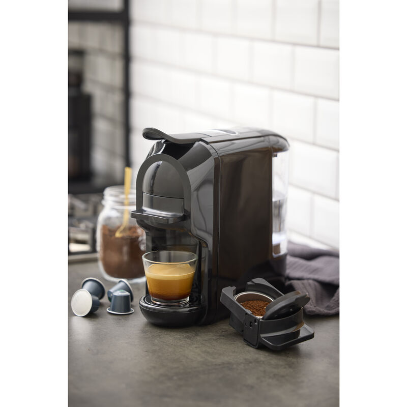 Kaffemaskin 2-i-1 1450 watt Kaffemaskin 2-i-1 1450 watt