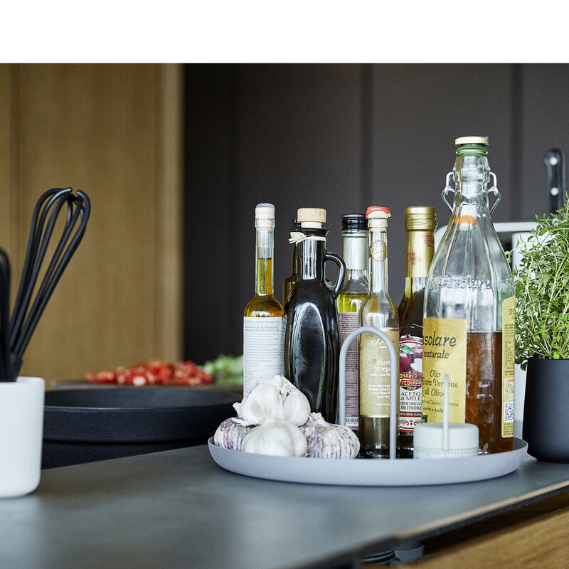 Singles Tablett mit Handgriff