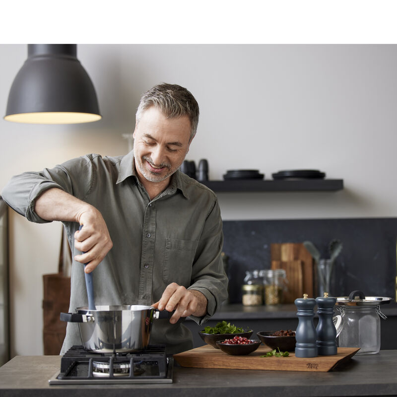 Tarragon Sk&aelig;rebr&aelig;t