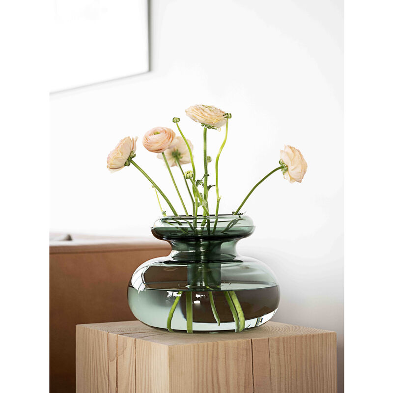 Inu Vase