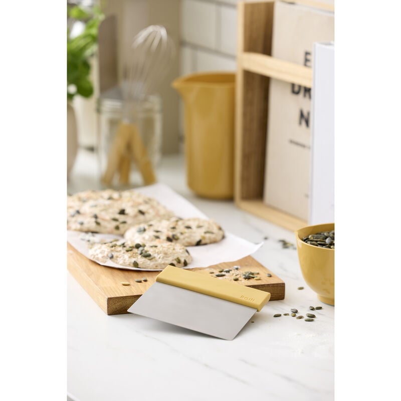 Emma Dough cutter Emma Dough cutter