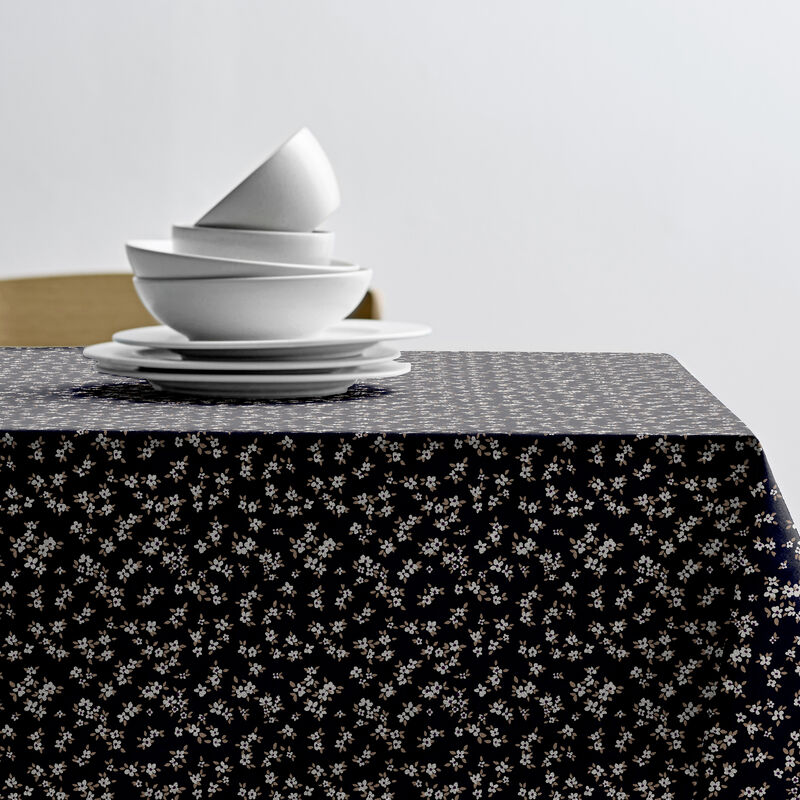Painter's Garden Acrylic tablecloth w. antislip Painter's Garden Acrylic tablecloth w. antislip