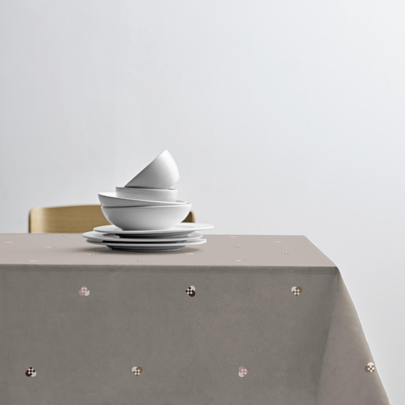 Christmas Hearts Embroidery Nappe de Noël Christmas Hearts Embroidery Nappe de Noël