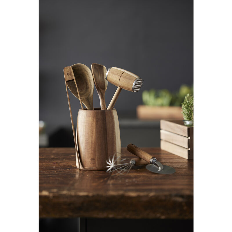 Utensil holder Utensil holder