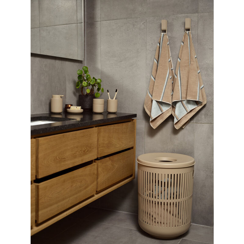 Ume Panier &agrave; linge avec couvercle
