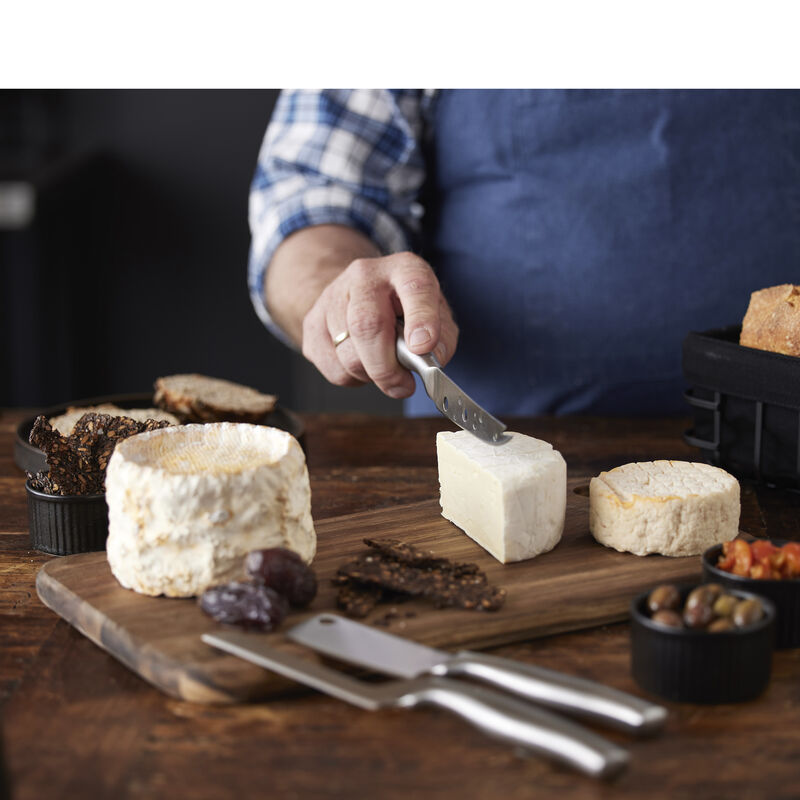 Ostebrett med tre kniver Ostebrett med tre kniver