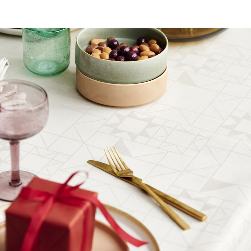 Star Damask Christmas tablecloth