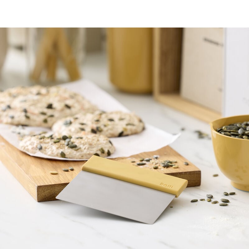 Emma Dough cutter Emma Dough cutter