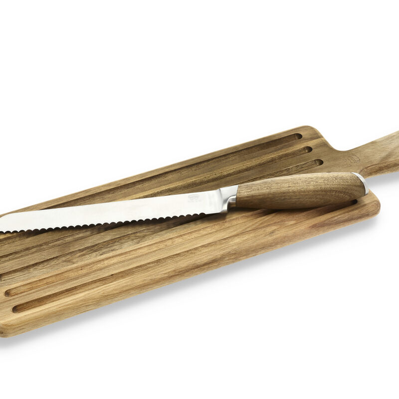 Skjærebrett med brødkniv