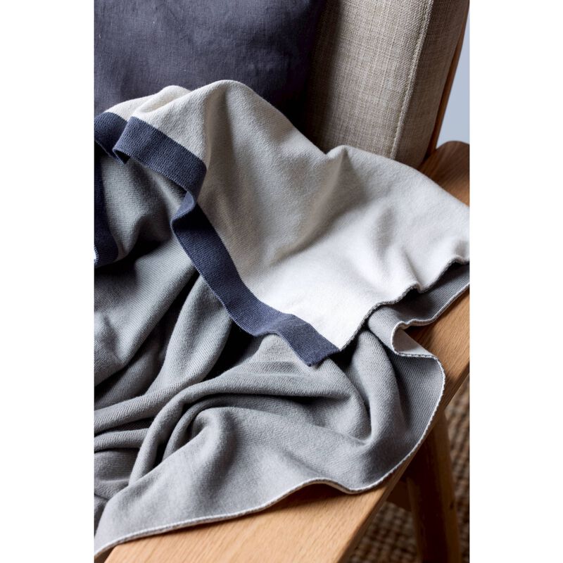 Impression Throw Impression Throw