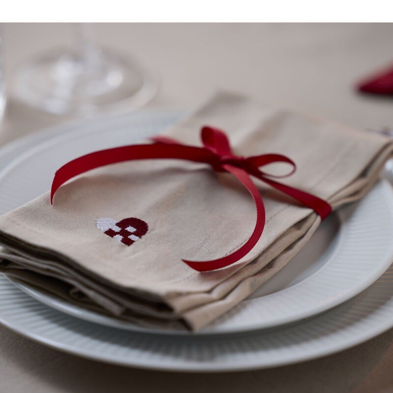 Christmas Hearts Embroidery T&oslash;yservietter 4 stk.