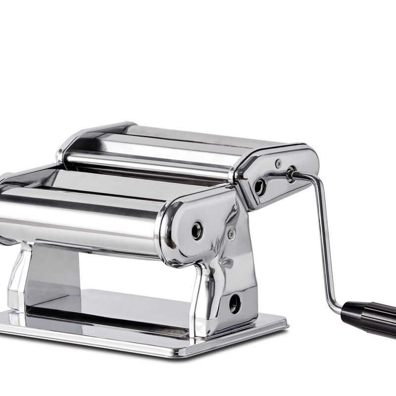 Pasta machine Pasta machine