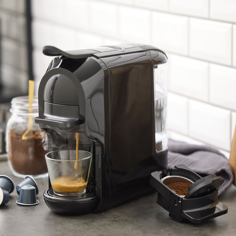 Kaffemaskin 2-i-1 1450 watt Kaffemaskin 2-i-1 1450 watt