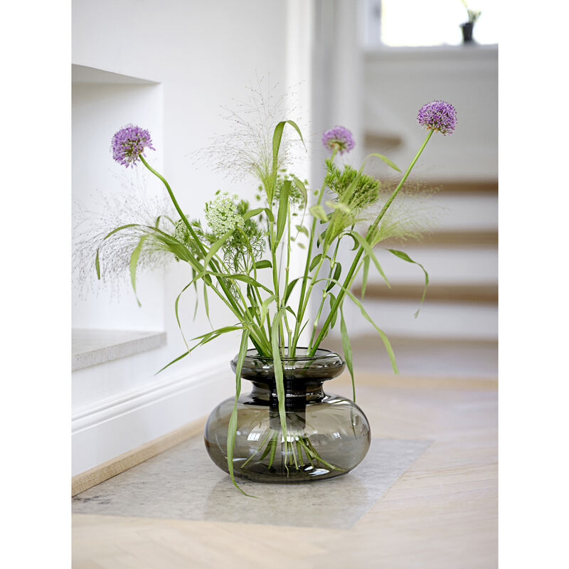 Inu Vase