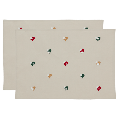 Christmas Hearts Embroidery Dækkeserviet 2 stk. Christmas Hearts Embroidery Dækkeserviet 2 stk.